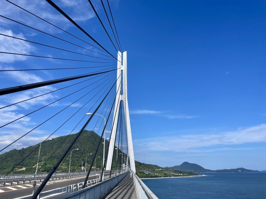 多々羅大橋の橋の上