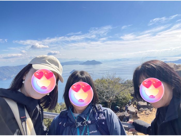 弥山登頂記念撮影