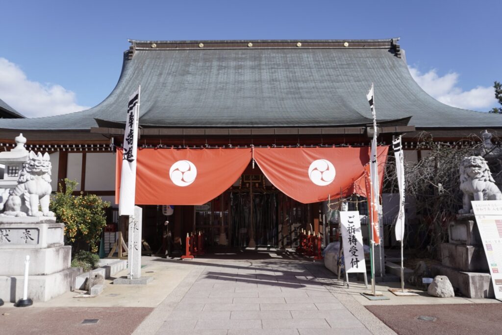 邇保姫神社の本殿