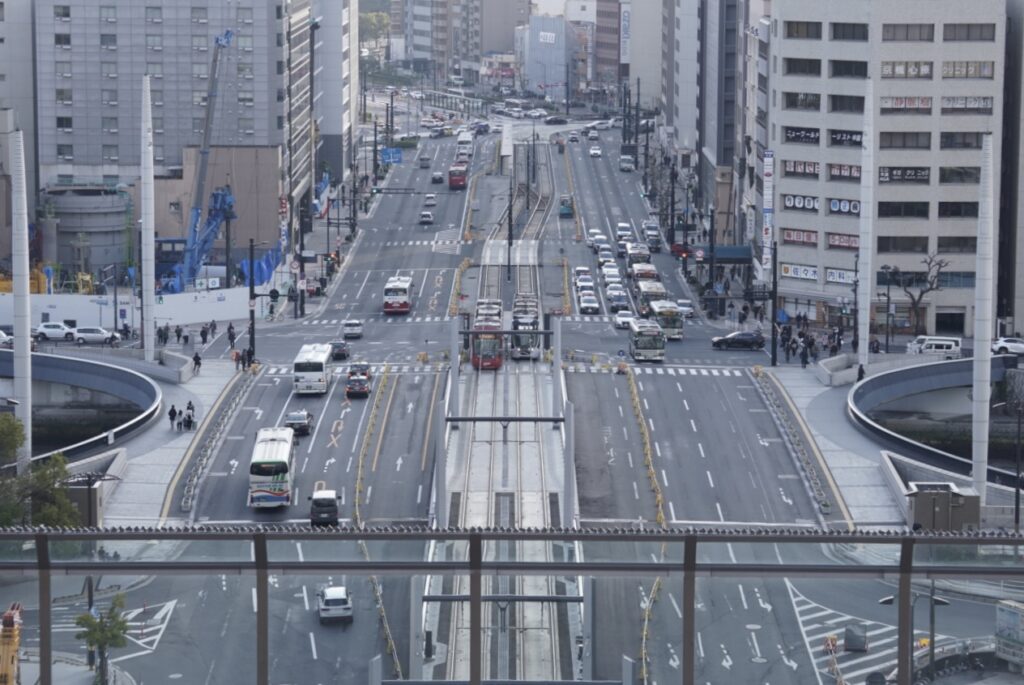 広島駅 路面電車乗り入れ