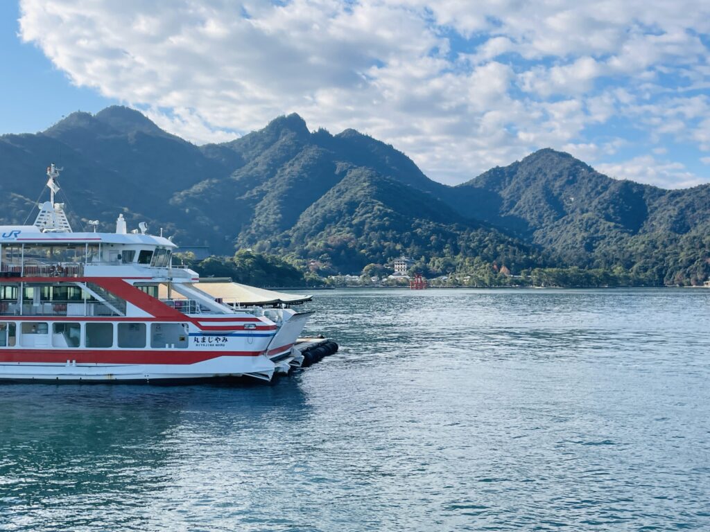 宮島 定期船 みやじま丸
