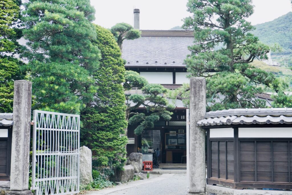 中沢酒造　酒蔵　正門